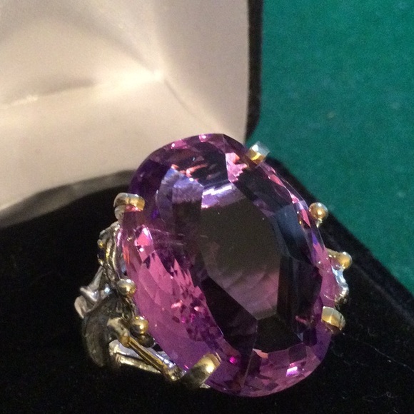 Extra Fancy Cut AAA+ Genuine Amethyst 25 CTW Ring - Picture 4 of 13